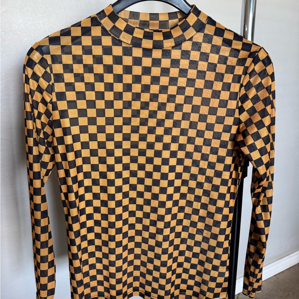 Checkered Long Sleeve Top